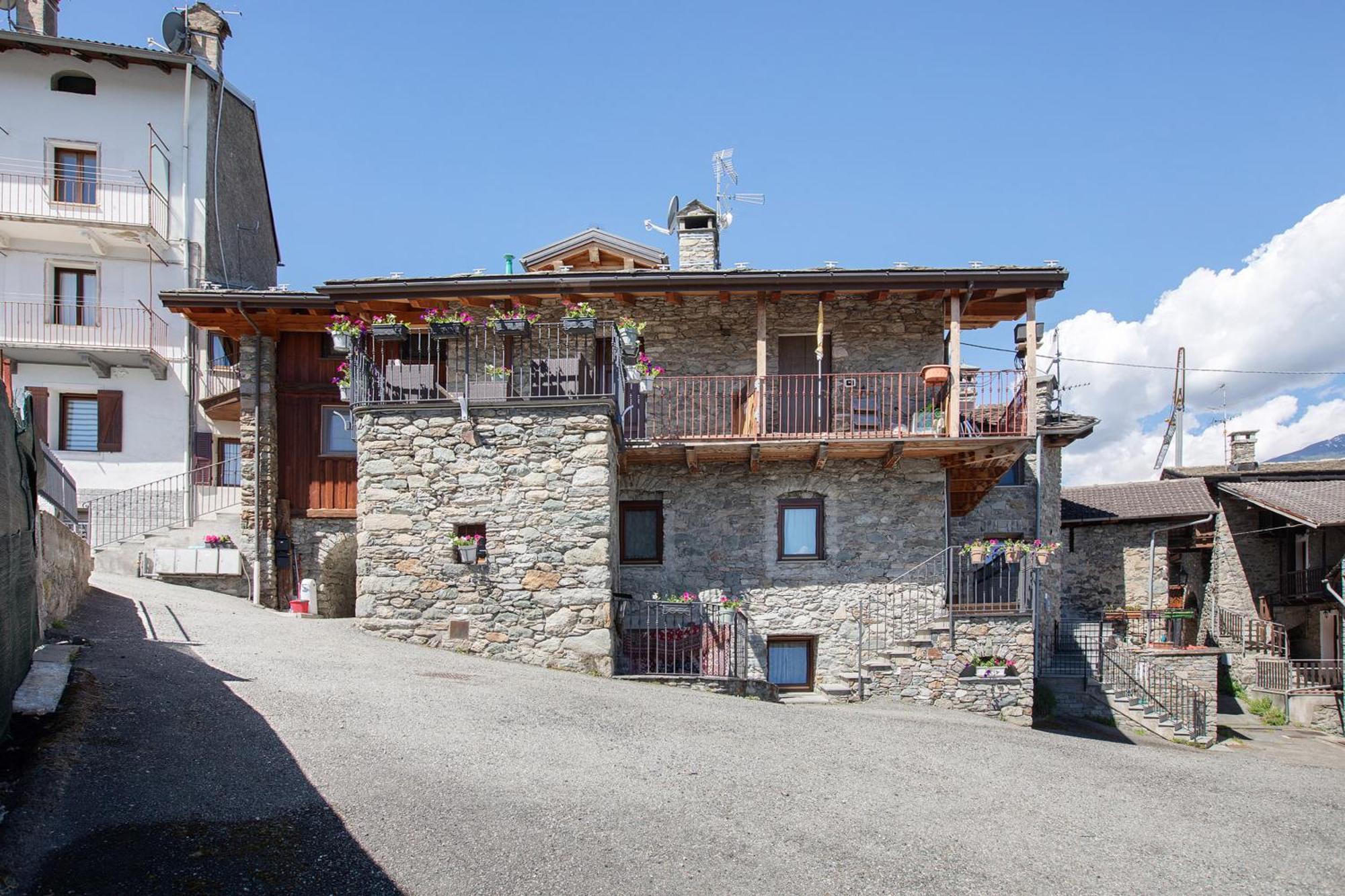 Maison Bebe Comboe Aosta Exterior foto
